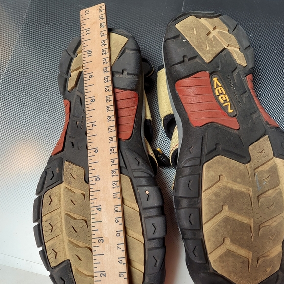 Keen active sandals sz11 hiking beach ,trails